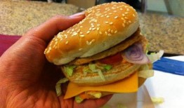 街头汉堡爆料视频,网红美食背后的真相大曝光